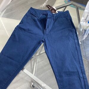New navy blue skinny leg khaki pants size 3